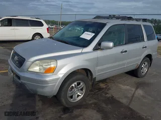 2003 Honda Pilot EX with VIN 2HKYF18533H582271, listed as a IAAI auction lot 41960072 with 240,567 mi miles. Bid and sale history available at carsss.com. Image 2.