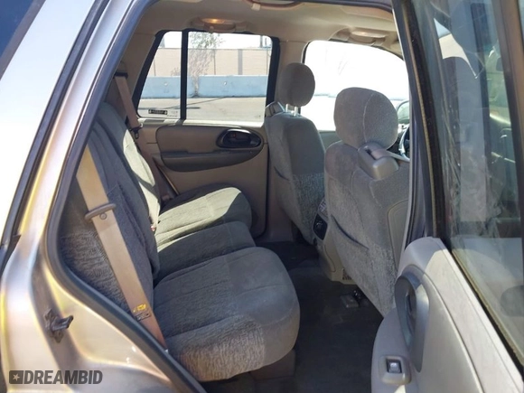 2002 Chevrolet TrailBlazer LTZ with VIN 1GNDT13S622388412, listed as a IAAI auction lot 41972546 with 206,473 mi miles. Bid and sale history available at carsss.com. Image 8.