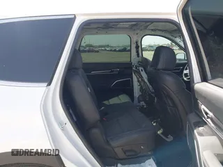 2025 Kia Telluride LX z VIN 5XYP24GC9SG567434, wystawiony jako IAAI lot #41728291 z przebiegiem 1548 mil mil oraz . Historia ofert i sprzedaży dostępna na DreamBid. Obrazek 8.