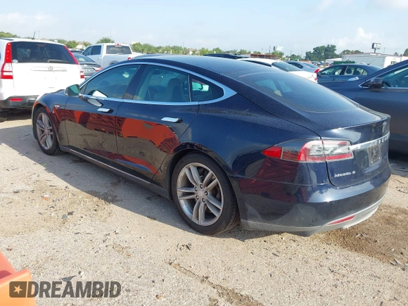 2014 Tesla Model S 60 with VIN 5YJSA1H12EFP39873, listed as a IAAI auction lot 42443414 with 132,773 mi miles and . Bid and sale history available at DreamBid. Image 3.