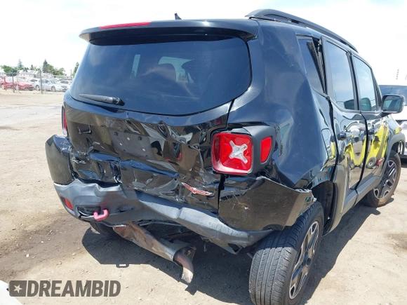 2017 Jeep Renegade Trailhawk z VIN ZACCJBCB4HPE54731, wystawiony jako IAAI lot #42282950 z przebiegiem 101 418 mil mil oraz . Historia ofert i sprzedaży dostępna na DreamBid. Obrazek 4.