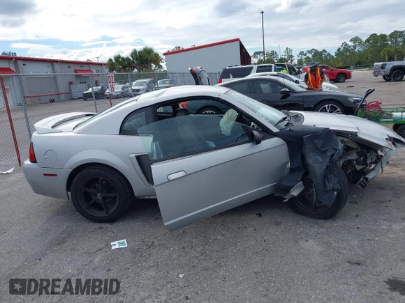 2000 Ford Mustang with VIN 1FAFP4048YF108557, listed as a IAAI auction lot 41684412 with 1 mi miles. Bid and sale history available at carsss.com. Image 5.