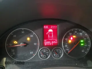 2006 Volkswagen Jetta 1.9L TDI z VIN 3VWDT71K06M752110, wystawiony jako Copart lot #49664635 z przebiegiem 156 883 mil mil oraz Szkoda całkowita • Salvage title. Historia ofert i sprzedaży dostępna na DreamBid. Obrazek 9.