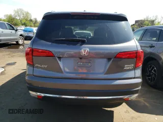 2017 Honda Pilot Touring with VIN 5FNYF6H9XHB023385, listed as a Copart auction lot 55482975 with 105,039 mi miles and Salvage Title. Bid and sale history available at carsss.com. Image 6.