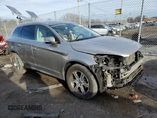 2015 Volvo XC60 T6 Premier Plus с VIN YV4902RC9F2611719, выставлен на аукционе Copart как лот 44420785 с пробегом 157 350 миль миль и Списание • Salvage title. История ставок и продаж доступна на DreamBid. Изображение 4.