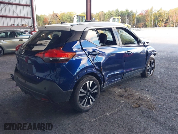 2020 Nissan Kicks SV with VIN 3N1CP5CV7LL501524, listed as a IAAI auction lot 40884087 with 89,613 mi miles. Bid and sale history available at carsss.com. Image 4.