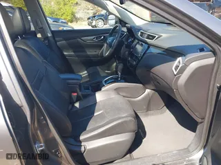 2016 Nissan Rogue SL with VIN 5N1AT2MV0GC774718, listed as a IAAI auction lot 41903766 with 120,371 mi miles. Bid and sale history available at carsss.com. Image 5.