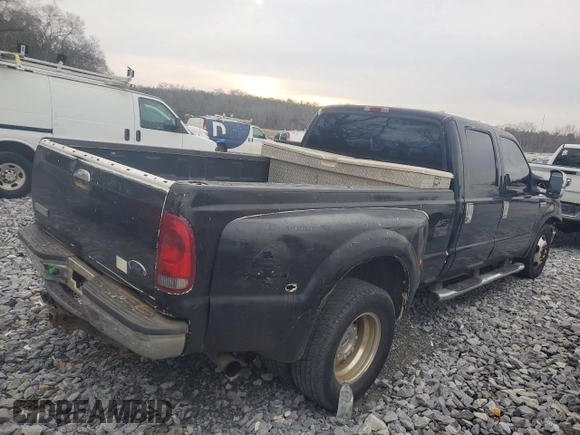 2005 Ford F-350 XL с VIN 1FTWW32P25EA98589, выставлен на аукционе Copart как лот 46894705 с пробегом 256 232 миль миль и Списание • Salvage title. История ставок и продаж доступна на DreamBid. Изображение 3.