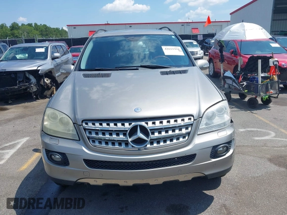 2006 Mercedes-Benz M 500 with VIN 4JGBB75E66A058290, listed as a IAAI auction lot 42611958 with 171,412 mi miles and . Bid and sale history available at DreamBid. Image 12.