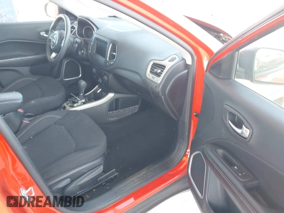2021 Jeep Compass Sport с VIN 3C4NJCAB9MT505256, выставлен на аукционе IAAI как лот 42105809 с пробегом 48 376 миль миль и . История ставок и продаж доступна на DreamBid. Изображение 5.