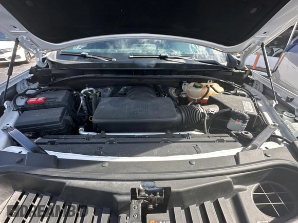 2021 Chevrolet Suburban LS with VIN 1GNSCBKD7MR301059, listed as a Copart auction lot 77436554 with 54,279 mi miles and Clean Title. Bid and sale history available at DreamBid. Image 7.
