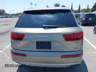 2017 Audi Q7 Premium Plus with VIN WA1LAAF79HD033100, listed as a IAAI auction lot 42614847 with 118,774 mi miles and . Bid and sale history available at DreamBid. Image 16.