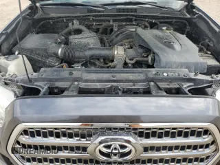 2017 Toyota Tacoma SR5 with VIN 5TFAZ5CN1HX026513, listed as a Copart auction lot 53780125 with 120,349 mi miles and Salvage Title. Bid and sale history available at DreamBid. Image 11.