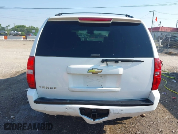2007 Chevrolet Tahoe LTZ with VIN 1GNFK13057J121978, listed as a IAAI auction lot 42643202 with 240,004 mi miles and . Bid and sale history available at DreamBid. Image 16.