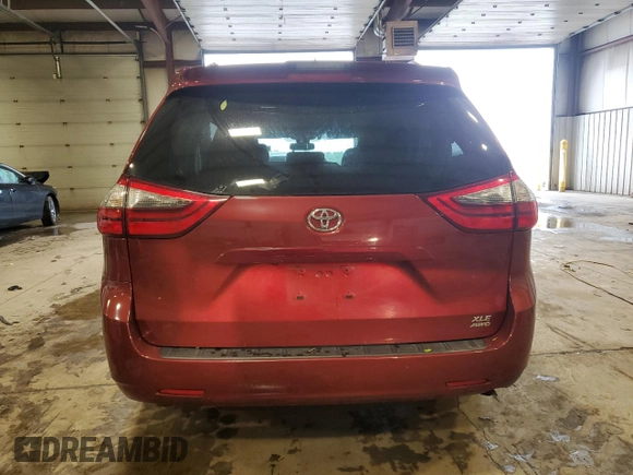 2020 Toyota Sienna XLE with VIN 5TDDZ3DC8LS236152, listed as a Copart auction lot 62681965 with 99,671 mi miles and Salvage title. Bid and sale history available at DreamBid. Image 6.