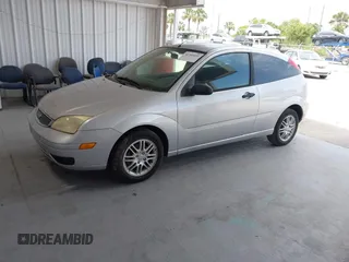 2005 Ford Focus S with VIN 3FAFP31N15R101692, listed as a IAAI auction lot 42201021 with 95,367 mi miles and . Bid and sale history available at carsss.com. Image 2.