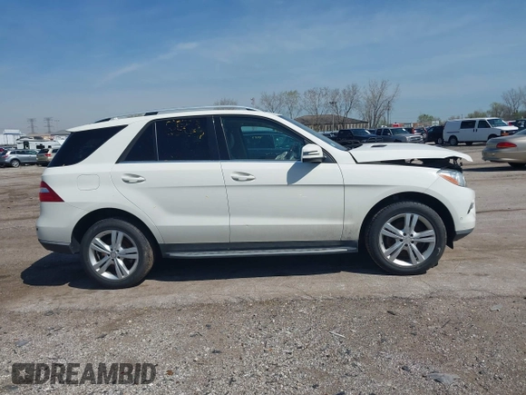 2013 Mercedes-Benz M 350 with VIN 4JGDA2EB0DA201610, listed as a IAAI auction lot 42123259 with 188,416 mi miles and . Bid and sale history available at carsss.com. Image 13.