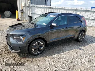 2023 Kia Niro Wind with VIN KNDCR3L14P5054987, listed as a Copart auction lot 70868564 with 19,978 mi miles and Clean Title. Bid and sale history available at DreamBid. Image 1.