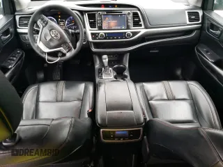 2019 Toyota Highlander SE z VIN 5TDJZRFH7KS577863, wystawiony jako Copart lot #58291535 z przebiegiem 50 981 mil mil oraz Czysty tytuł • Clean title. Historia ofert i sprzedaży dostępna na DreamBid. Obrazek 8.