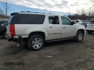 2014 GMC Yukon XL SLT with VIN 1GKS2KE79ER166951, listed as a Copart auction lot 87599315 with 205,084 mi miles and Clean Title. Bid and sale history available at carsss.com. Image 3.