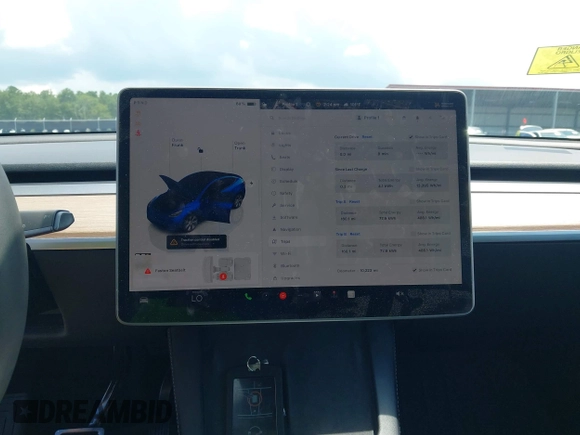 2024 Tesla Model Y с VIN 7SAYGDED5RF015208, выставлен на аукционе IAAI как лот 42723983 с пробегом 10 223 миль миль и . История ставок и продаж доступна на DreamBid. Изображение 18.