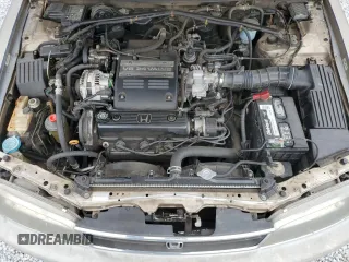 1996 Honda Accord with VIN 1HGCE6647TA010021, listed as a Copart auction lot 86294974 with 162,400 mi miles and Salvage title. Bid and sale history available at DreamBid. Image 11.