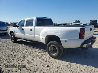 2004 Chevrolet Silverado 3500 LT with VIN 1GCJC33234F259935, listed as a Copart auction lot 46128775 with 0 mi miles and Salvage Title. Bid and sale history available at carsss.com. Image 2.
