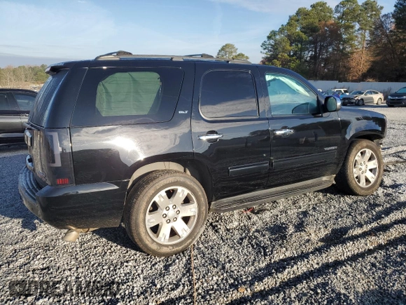 2013 GMC Yukon SLT with VIN 1GKS1CE06DR319554, listed as a Copart auction lot 85426204 with 177,526 mi miles and Salvage Title. Bid and sale history available at carsss.com. Image 3.