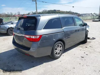 2011 Honda Odyssey LX with VIN 5FNRL5H29BB023895, listed as a IAAI auction lot 41897494 with 177,796 mi miles. Bid and sale history available at carsss.com. Image 4.