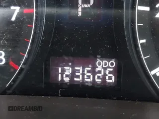 2010 Lexus RX 350 z VIN 2T2ZK1BA1AC030236, wystawiony jako IAAI lot #42073811 z przebiegiem 123 626 mil mil oraz . Historia ofert i sprzedaży dostępna na DreamBid. Obrazek 16.