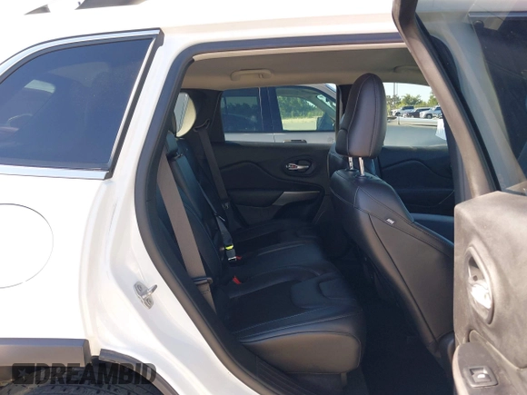 2021 Jeep Cherokee Altitude with VIN 1C4PJLLB5MD173828, listed as a IAAI auction lot 42234912 with 66,400 mi miles and . Bid and sale history available at DreamBid. Image 8.
