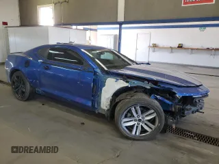 2017 Chevrolet Camaro 2LT z VIN 1G1FD1RS8H0117855, wystawiony jako Copart lot #58581245 z przebiegiem Nie podano mil oraz Szkoda całkowita • Salvage title. Historia ofert i sprzedaży dostępna na DreamBid. Obrazek 4.