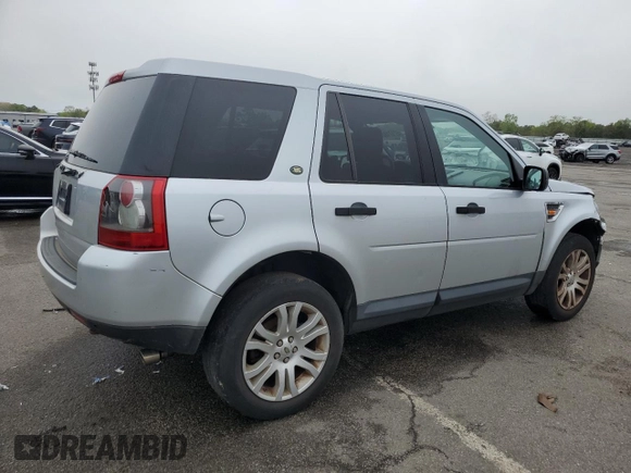 2008 Land Rover LR2 SE with VIN SALFS24NX8H021613, listed as a Copart auction lot 57171825 with 114,236 mi miles and Clean title. Bid and sale history available at DreamBid. Image 3.