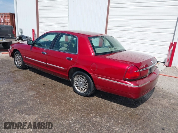 1999 Mercury Grand Marquis GS z VIN 2MEFM74W2XX635561, wystawiony jako IAAI lot #41982451 z przebiegiem 233 137 mil mil oraz . Historia ofert i sprzedaży dostępna na DreamBid. Obrazek 3.