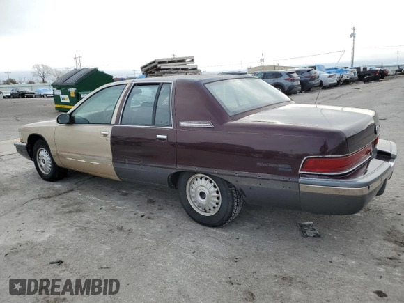 1993 Buick Roadmaster Ltd with VIN 1G4BT5375PR407710, listed as a Copart auction lot 82696974 with 130,141 mi miles and Salvage Title. Bid and sale history available at DreamBid. Image 2.