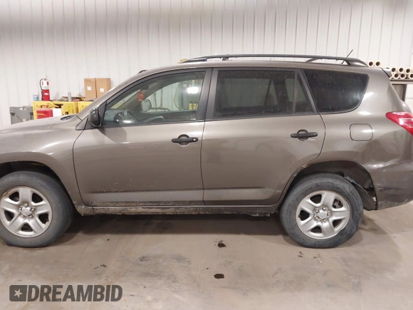 2009 Toyota RAV4 with VIN JTMBF33V49D014862, listed as a IAAI auction lot 41416224 with 155,801 mi miles. Bid and sale history available at carsss.com. Image 14.