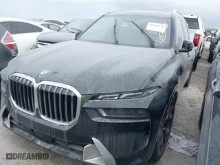 2023 BMW X7 xDrive40i with VIN 5UX23EM04P9P95680, listed as a IAAI auction lot 40538534 with 1 mi miles. Bid and sale history available at carsss.com. Image 17.