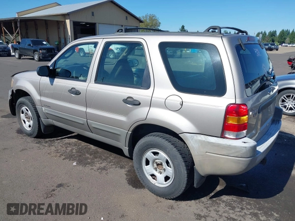 2001 Ford Escape XLS с VIN 1FMYU01B11KA16460, выставлен на аукционе IAAI как лот 42346546 с пробегом 264 160 миль миль и . История ставок и продаж доступна на DreamBid. Изображение 3.