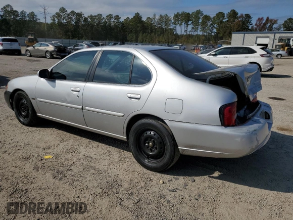 2001 Nissan Altima GXE with VIN 1N4DL01D11C221915, listed as a Copart auction lot 78054504 with 164,116 mi miles and Salvage Title. Bid and sale history available at carsss.com. Image 2.