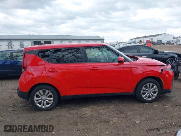 2020 Kia Soul S with VIN KNDJ23AU0L7731492, listed as a IAAI auction lot 41947351 with 71,484 mi miles and . Bid and sale history available at DreamBid. Image 13.