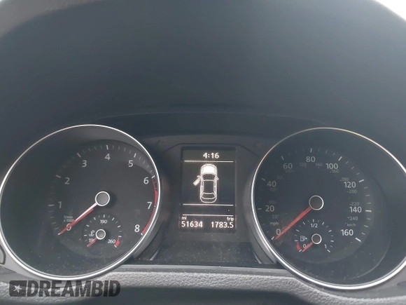 2018 Volkswagen Passat S z VIN 1VWAA7A32JC052245, wystawiony jako IAAI lot #41911668 z przebiegiem 51 634 mil mil oraz . Historia ofert i sprzedaży dostępna na DreamBid. Obrazek 7.