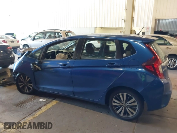 2015 Honda Fit EX-L with VIN 3HGGK5H8XFM762257, listed as a IAAI auction lot 42398067 with Not provided miles and . Bid and sale history available at DreamBid. Image 15.