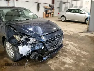 2016 Mazda 3 i Touring z VIN JM1BM1V73G1348484, wystawiony jako Copart lot #60684625 z przebiegiem 58 770 mil mil oraz Szkoda całkowita • Salvage title. Historia ofert i sprzedaży dostępna na DreamBid. Obrazek 13.