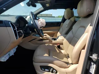 2020 Porsche Cayenne with VIN WP1AA2AY8LDA08912, listed as a Copart auction lot 62266105 with Not provided miles and Salvage title. Bid and sale history available at DreamBid. Image 7.