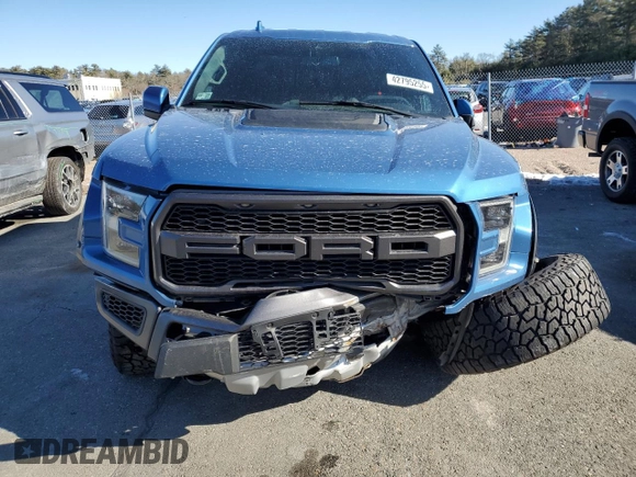 2019 Ford F-150 Raptor with VIN 1FTFW1RG2KFA54737, listed as a Copart auction lot 42795255 with 105,012 mi miles and Salvage Title. Bid and sale history available at carsss.com. Image 5.