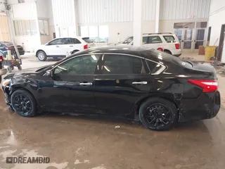 2017 Nissan Altima 2.5 SR with VIN 1N4AL3AP8HC243368, listed as a IAAI auction lot 41658246 with 132,481 mi miles. Bid and sale history available at carsss.com. Image 14.