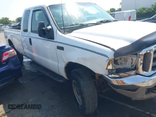 2000 Ford F-250 XL with VIN 1FTNX21L4YEA69598, listed as a IAAI auction lot 42567608 with 206,758 mi miles and . Bid and sale history available at DreamBid. Image 1.