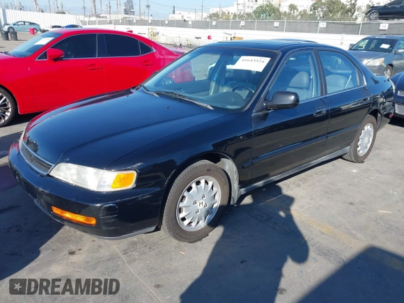 1997 Honda Accord EX with VIN 1HGCD5669VA219584, listed as a IAAI auction lot 41643524 with 161,820 mi miles and . Bid and sale history available at carsss.com. Image 2.