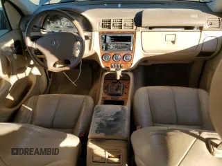 2003 Mercedes-Benz M 350 z VIN 4JGAB57E33A420679, wystawiony jako Copart lot #44367445 z przebiegiem 150 164 mil mil oraz Szkoda całkowita • Salvage title. Historia ofert i sprzedaży dostępna na DreamBid. Obrazek 8.