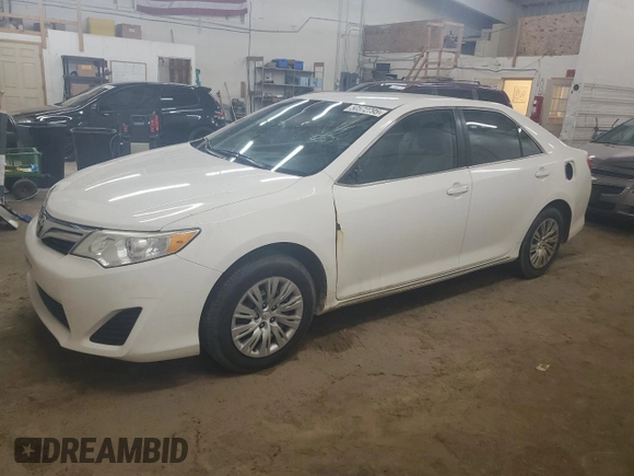 2013 Toyota Camry L with VIN 4T1BF1FK2DU297093, listed as a Copart auction lot 50572795 with 172,637 mi miles and Salvage Title. Bid and sale history available at carsss.com. Image 1.